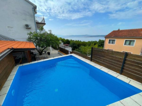 Luxurious Apartment in Dramalj with Swimming Pool